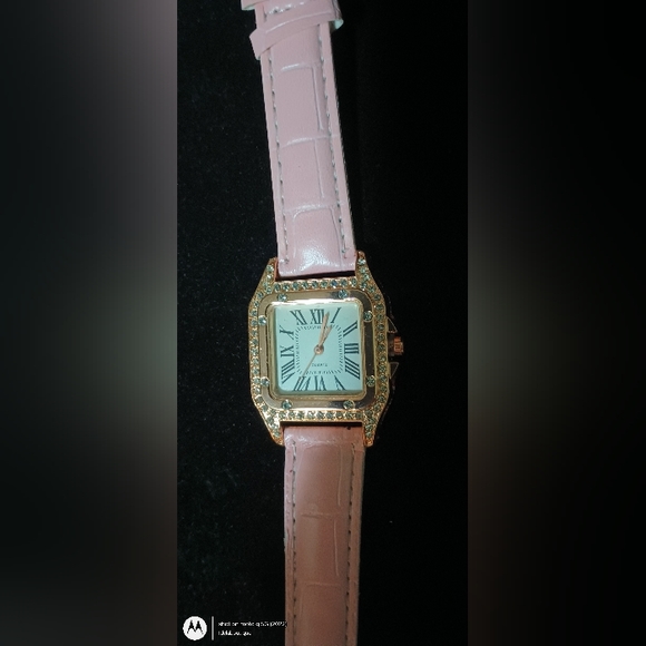 Crystal Embellished Roman Numerals Candy Cat Leather Wrist Watch Pink - Picture 5 of 6